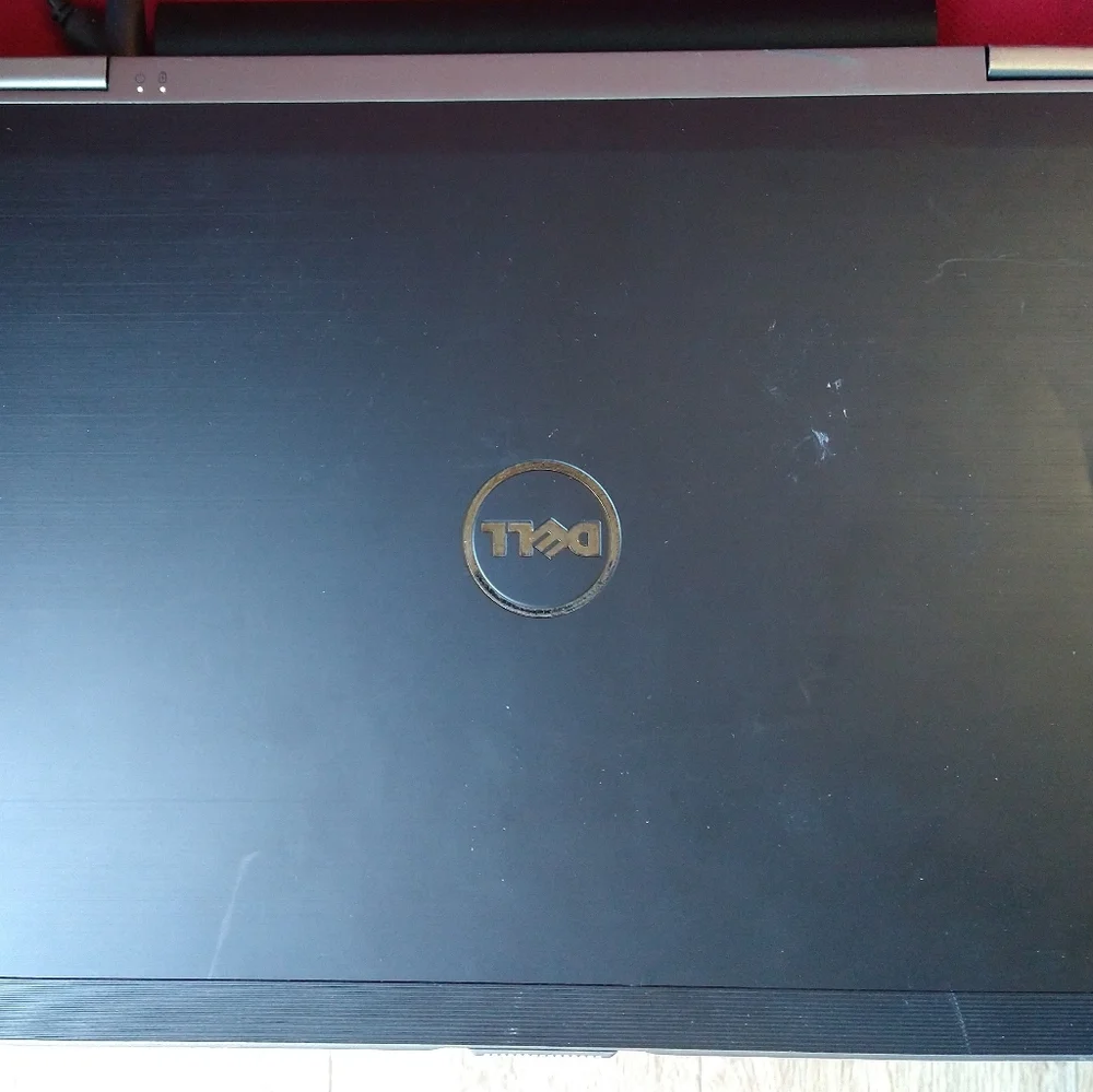 Dell latitude 6520 (quad core i7) 8gb ram/500 HDD